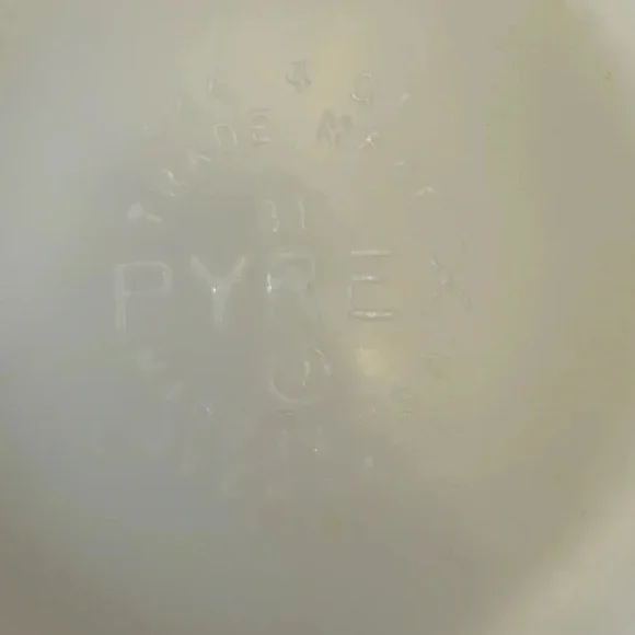 Pyrex EARLY AMERICAN 4 Qt. 444 Cinderella Bowl Brown & Gold Design & 1.5 Qt Dish - Picture 8 of 10